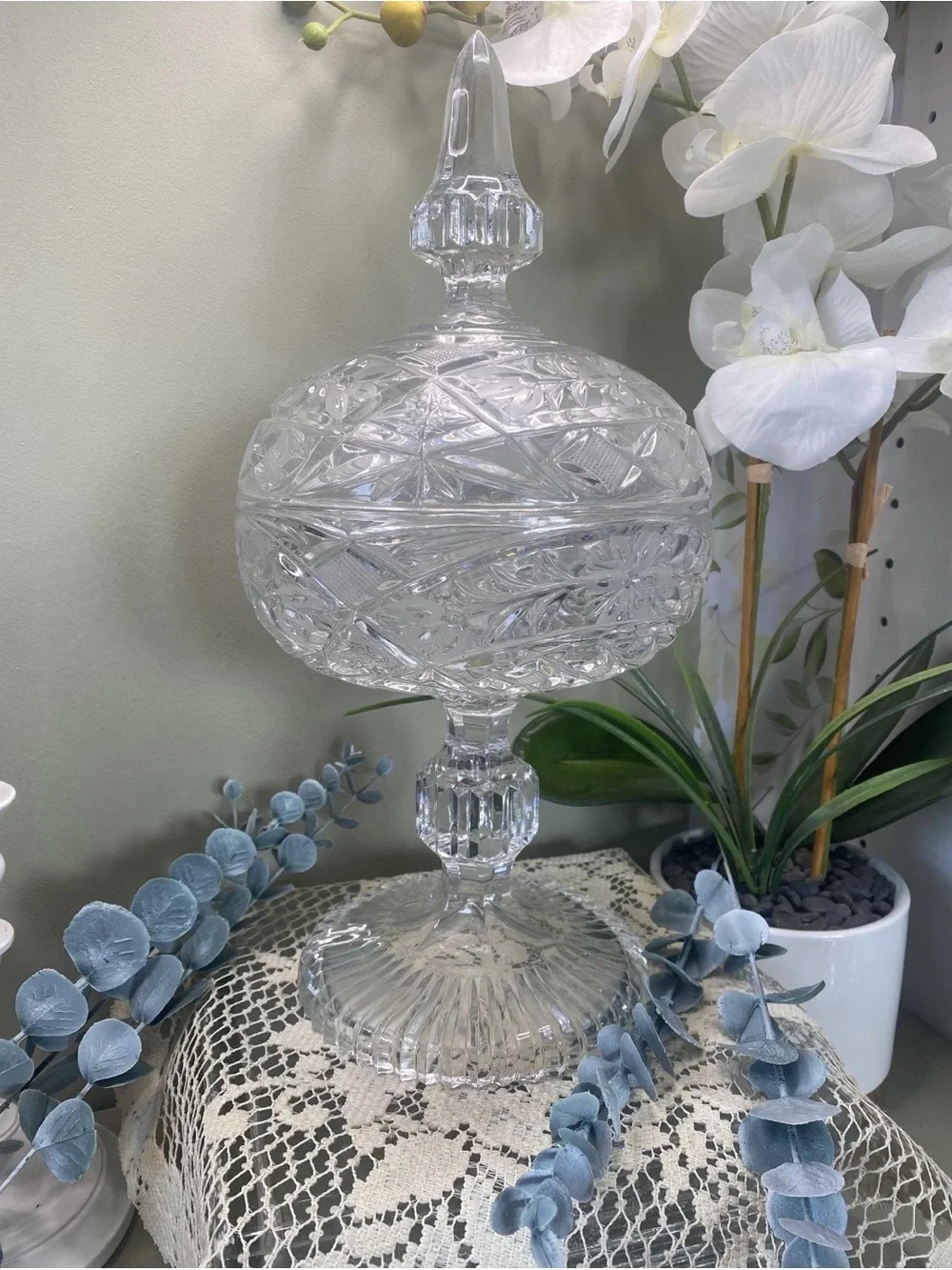 ✨ Vintage Cut Lead Crystal Footed Candy Dish ✨